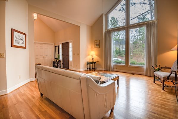 Liste des désavantages de la baie vitrée à Galandage